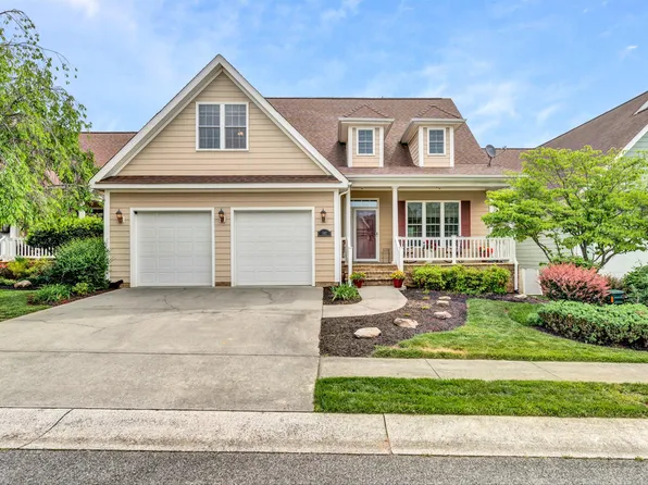 707 S Battery Dr, Roanoke, VA 24019