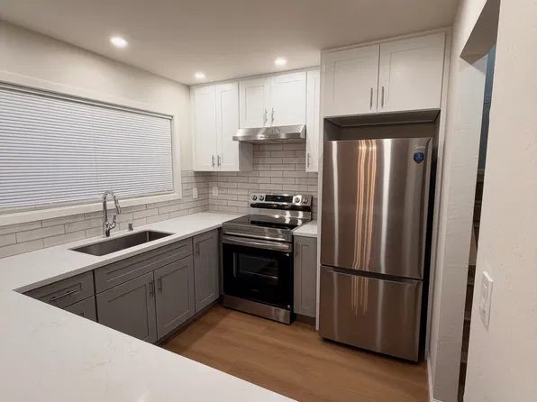 1405 Pinehurst Sq, San Jose, CA 95117