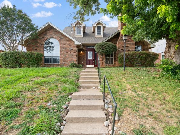 1414 Dudley Dr