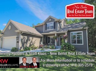 12975 W Peachtree Dr, New Berlin, WI 53151