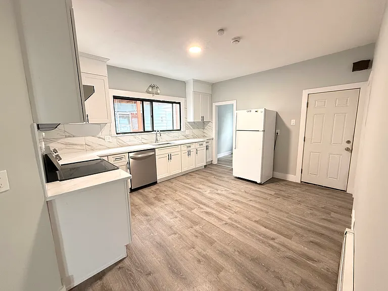 8 Boylston St #1 — Photo 11