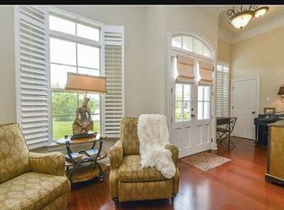 14536 Belle Villa Dr, Baton Rouge, LA 70810