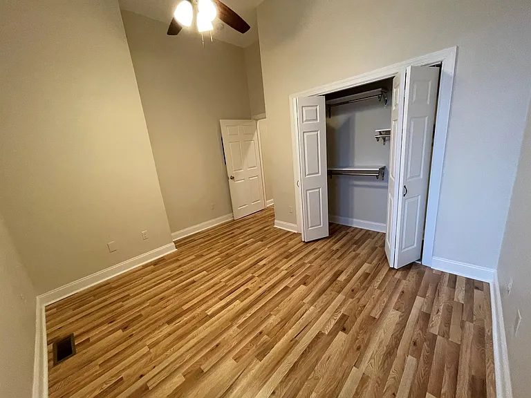 4028 Liberty Ave #2 — Photo 16