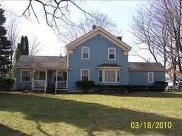 540 E Main St, Burr Oak, MI 49030
