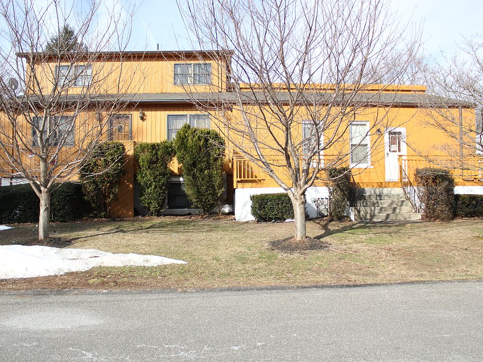 1st image of 11 Pine Ave