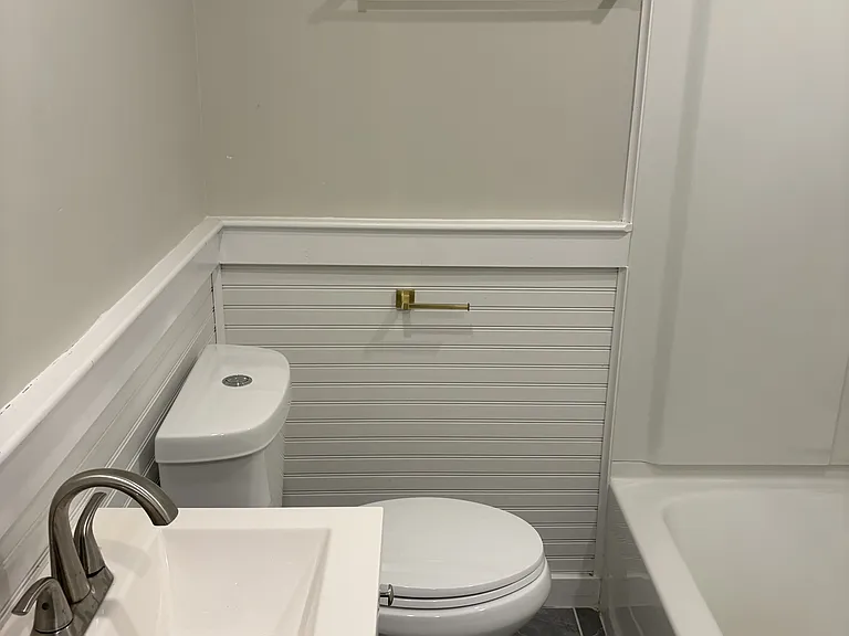 868 Main St #1 — Photo 9