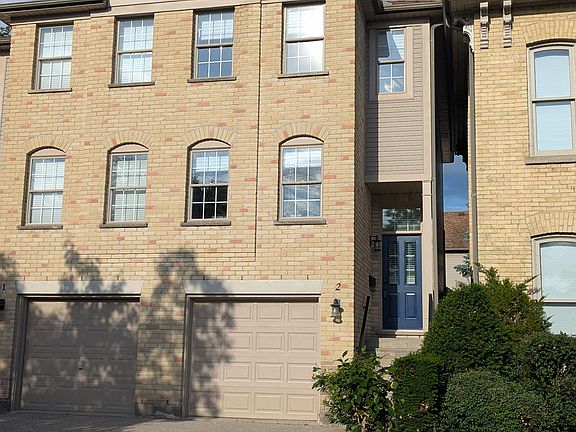 2nd image of 609 Colborne St #2