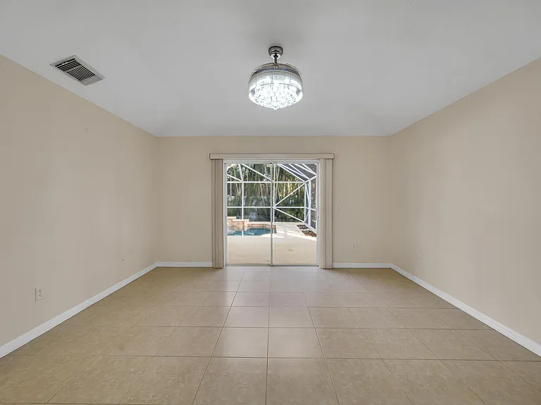 4209 SW McClellen St — Photo 14