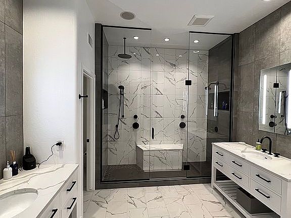 5th image of 7258 E Del Acero Dr