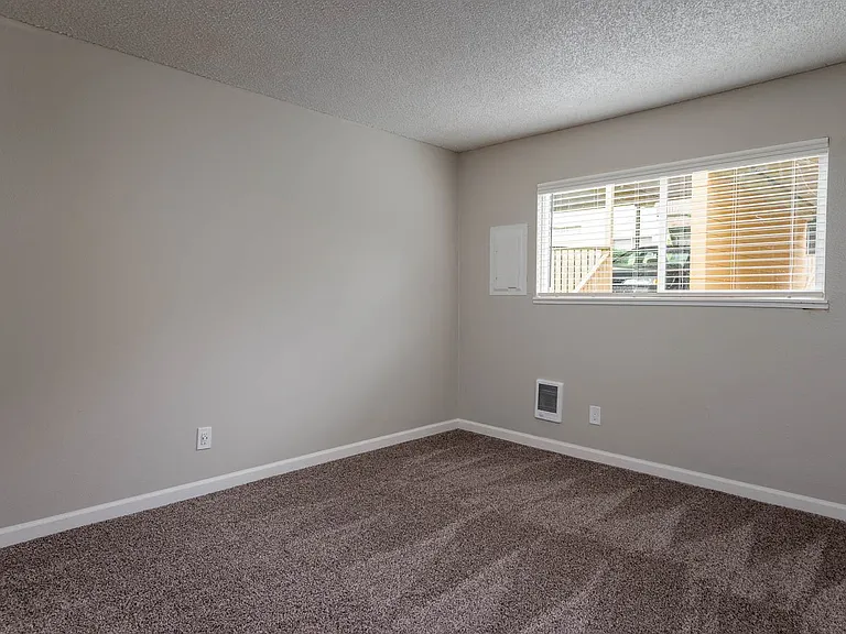 Vantage at Hillsdale | #3 Second Bedroom