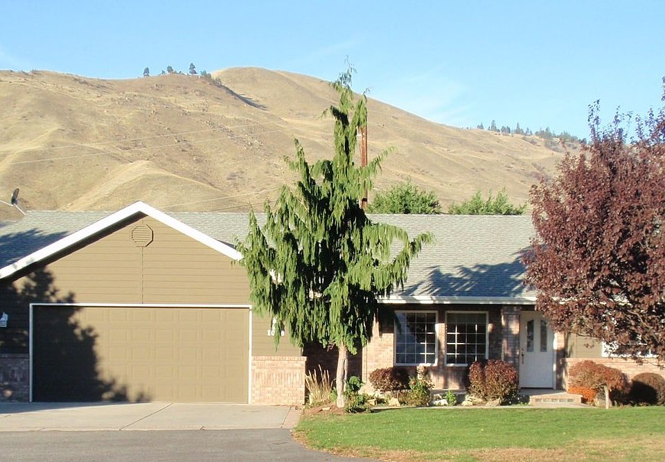 1st image of 1028 Westview Dr