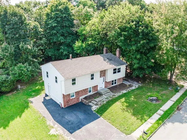 54 Spring Brook Road, Nanuet, NY 10954