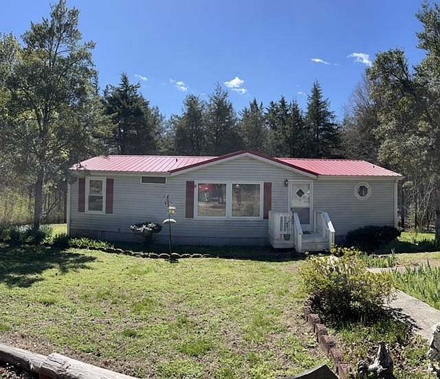1st image of 1220 Logan Ln