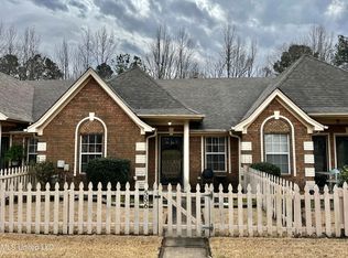 556 Beaumont Cir, Southaven, MS 38671