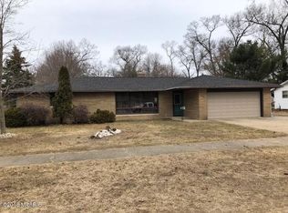 1860 Nielwood Dr, Muskegon, MI 49445