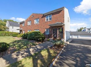 93 Mountain Way, Rutherford, NJ 07070