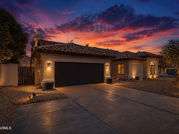4th image of 13253 S 35TH Court
