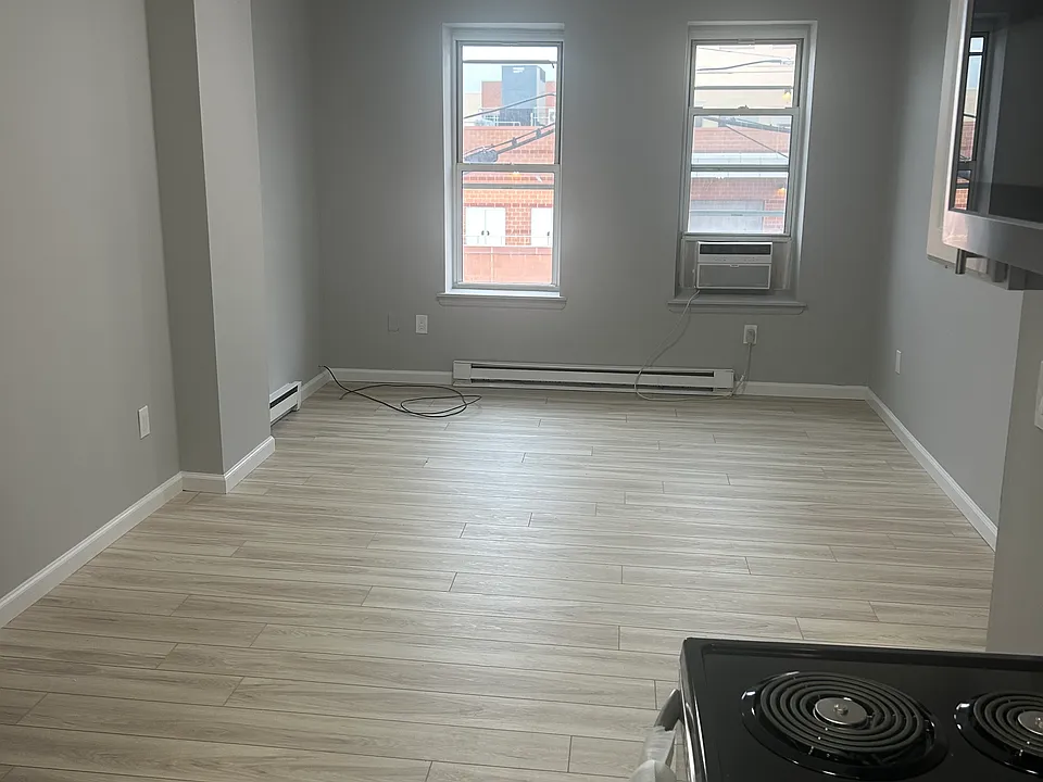 Living rom/dining room