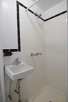 Rented by Halstead Real Estate | media 16