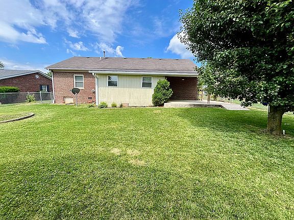 2nd image of 246 Raintree Dr