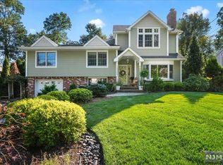 184 Nottingham Rd, Ramsey, NJ 07446