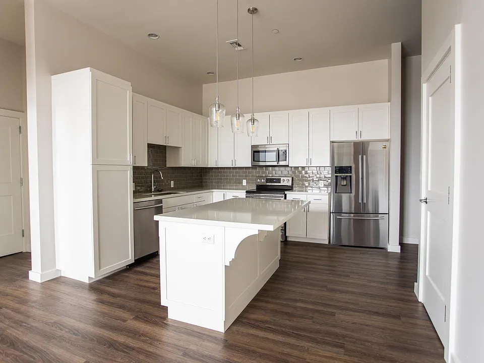 201 S Main St #308