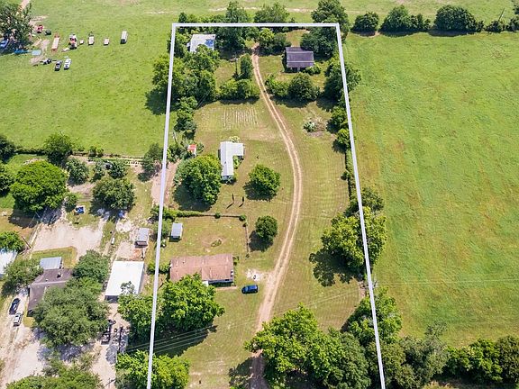 2nd image of 13343 Fm 1725 Rd