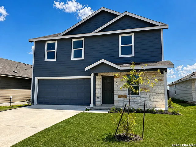 4 bed, 2.5 bath, 1874 sqft, $1,795 — Photo 1