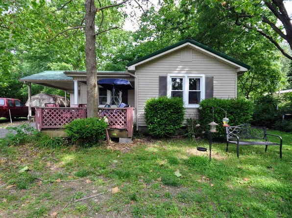 1728 Walnut St, Benton, KY 42025