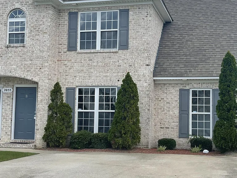 2055 B Cambria Dr #1 — Photo 1