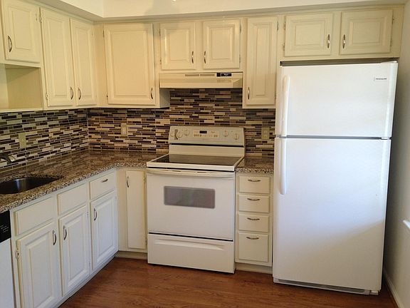 Newly Renovated Kitchen 