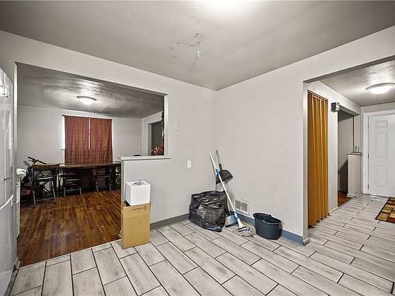4th image of 812 Neel St
