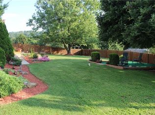 499 Mary St, Bentleyville, PA 15314