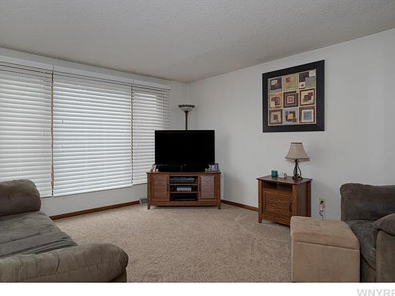 2nd image of 12260 S Blossom Lea Dr