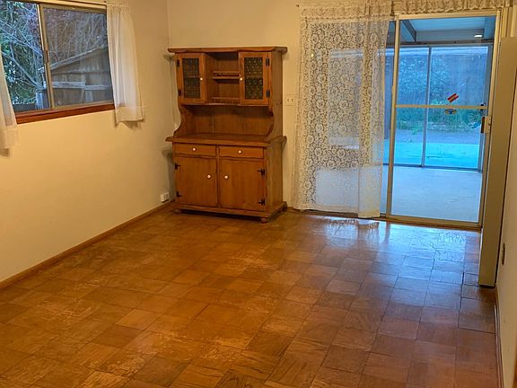 4th image of 3775 La Donna Ave