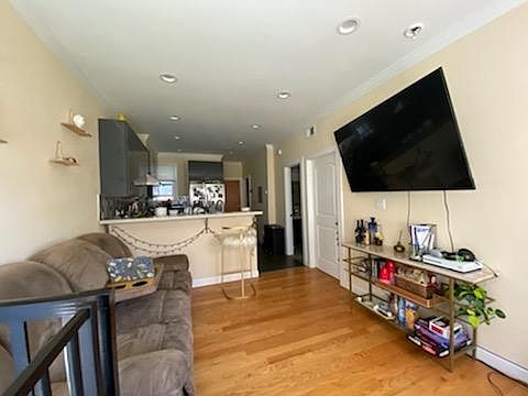 1st image of 2639 Clement St APT 2