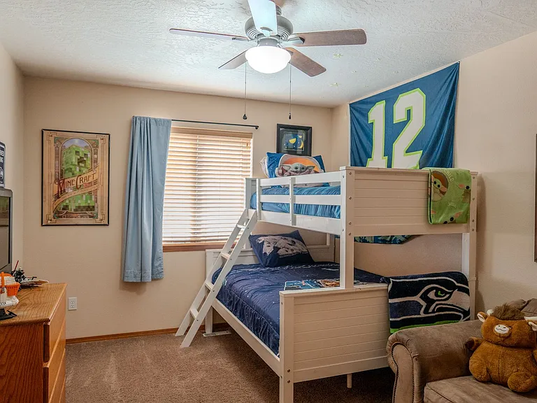 3925 N Graphite Ct — Photo 20