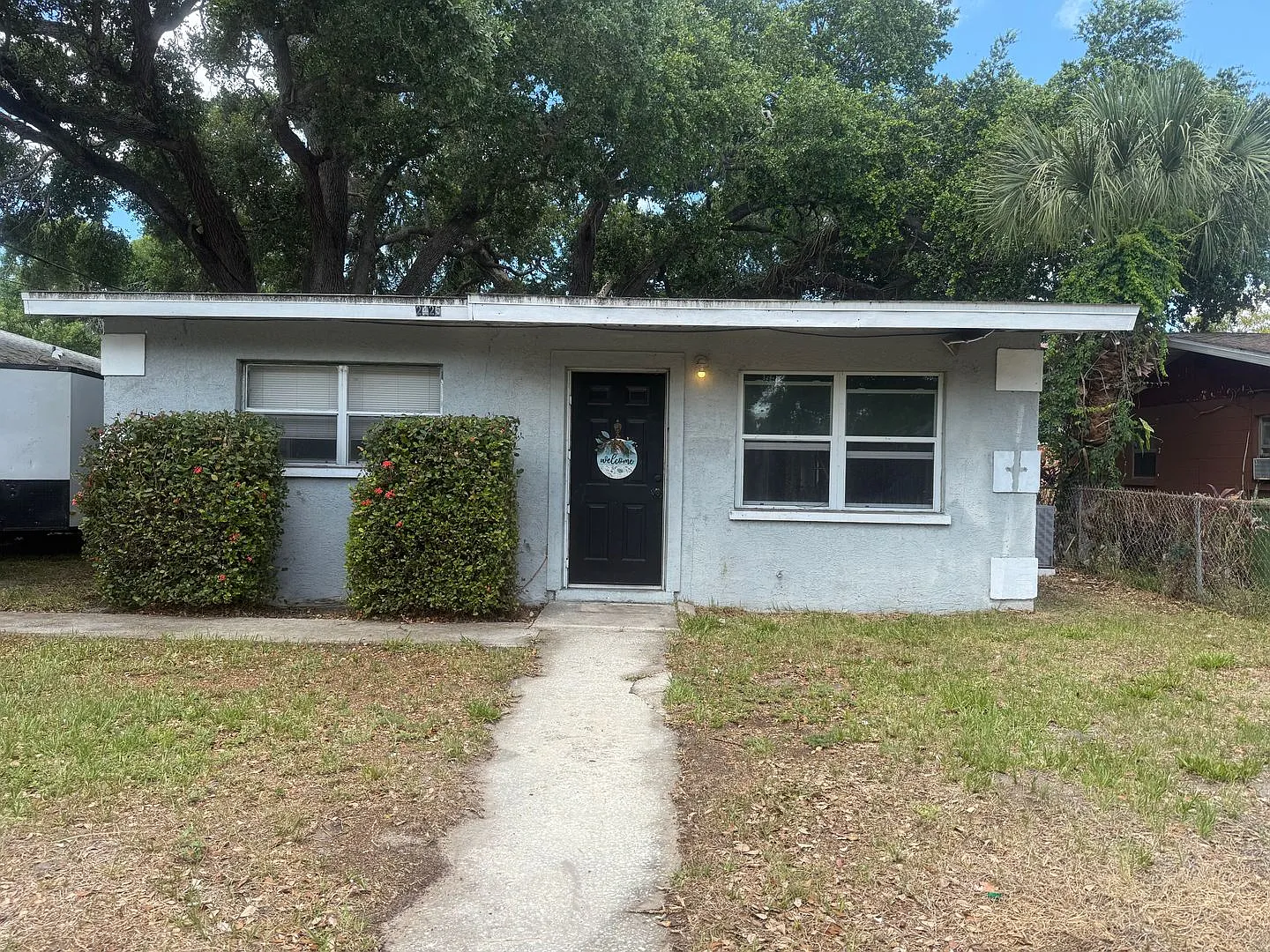 3 Bedroom Sarasota Home — Photo 2