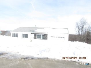 73 Warm Earth Rd, Naugatuck, CT 06770