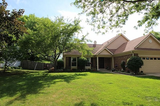 1st image of 256 Longridge Dr