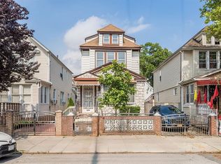 10755 125th St, South Richmond Hill, NY 11419