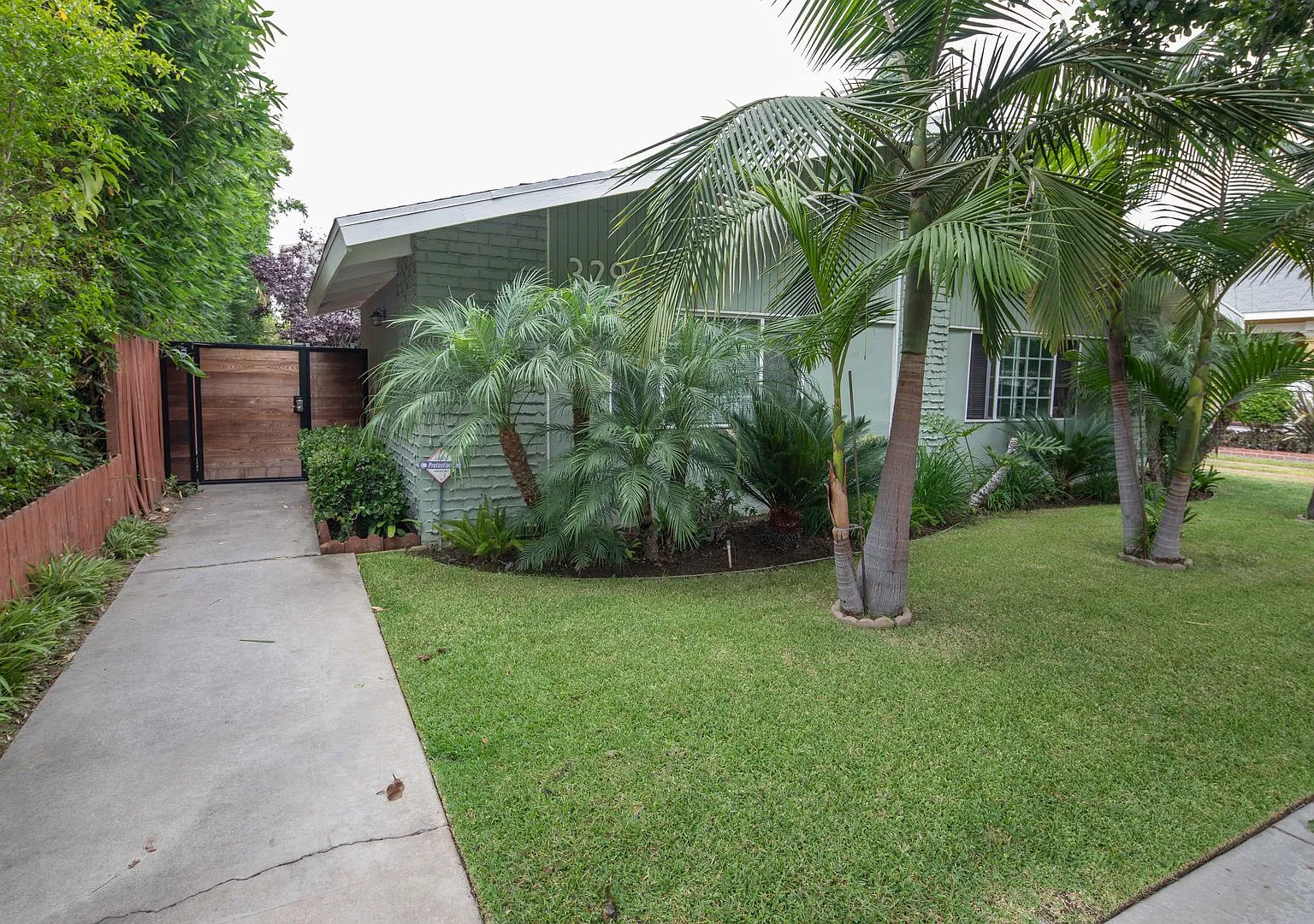 329 Orizaba Ave. — Photo 1