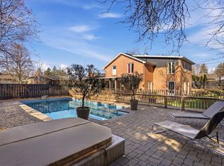 140 Avenue De Putney, Saint Lambert, QC J4P3B1