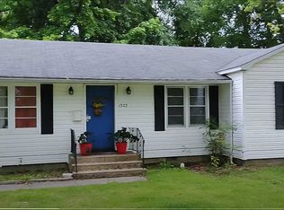 1323 Rogers Ave, Springdale, AR 72764