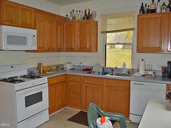 1st floor kitchen