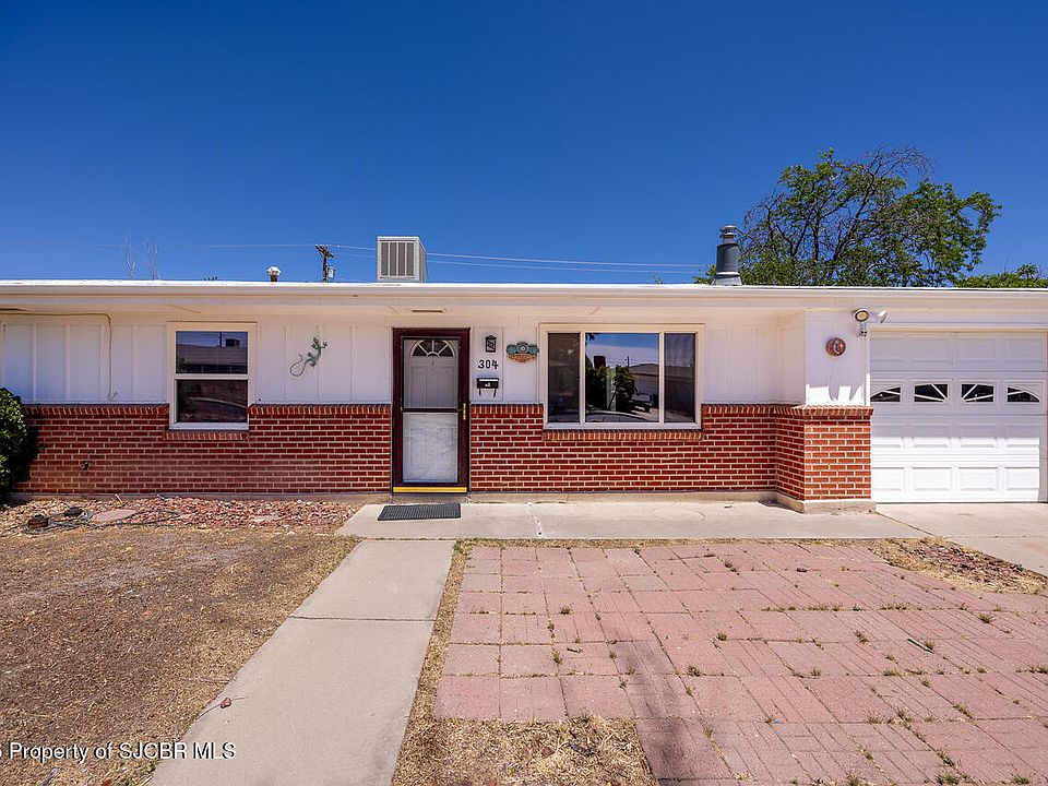 1st image of 304 W 27th St