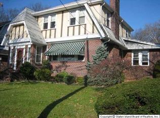 767 Clove Rd, Staten Island, NY 10310