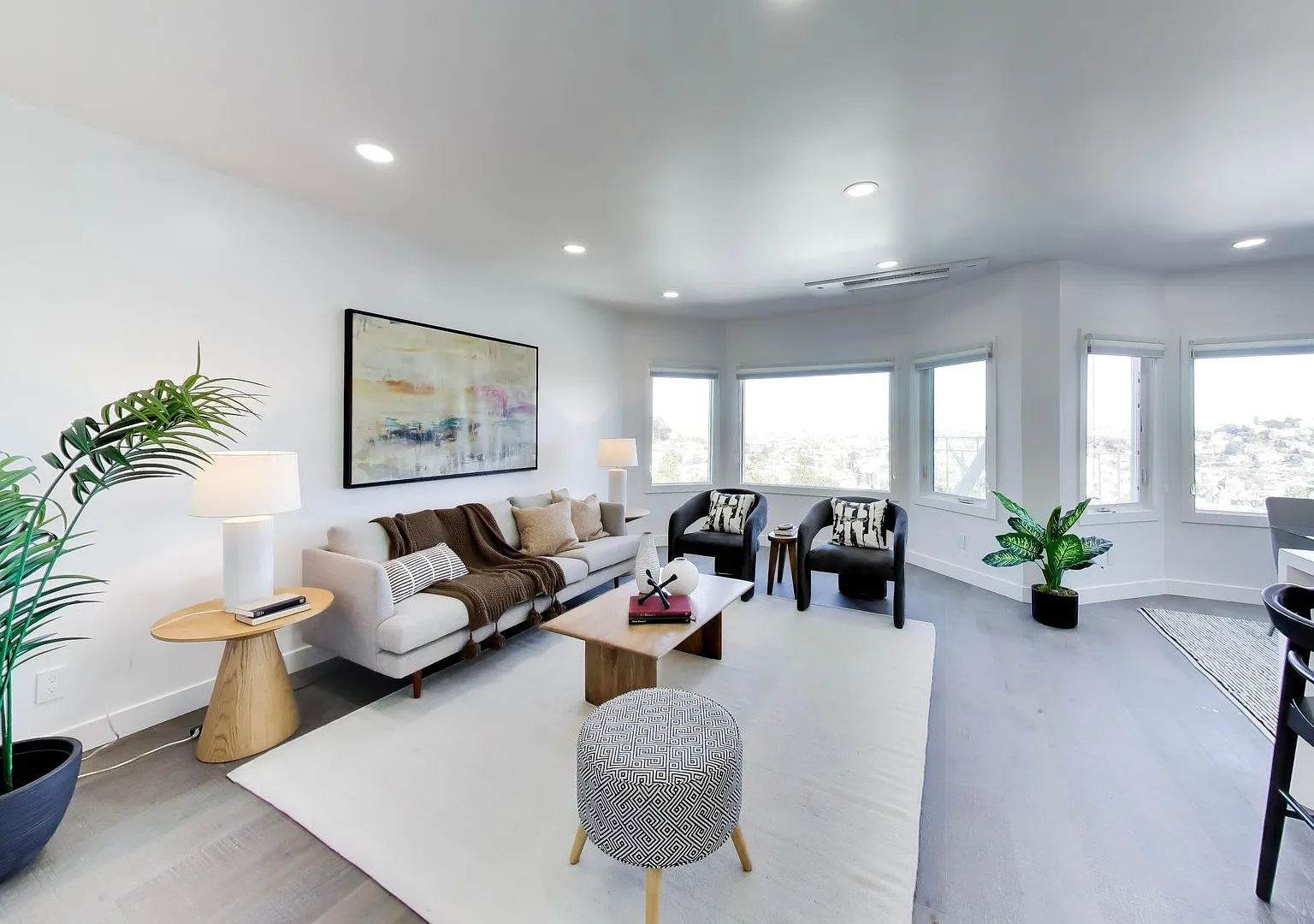 297 Corbett Ave — Photo 2