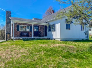 60 Sheldon St #1, Farmingdale, ME 04344