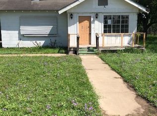 610 W Raymond Ave, Raymondville, TX 78580